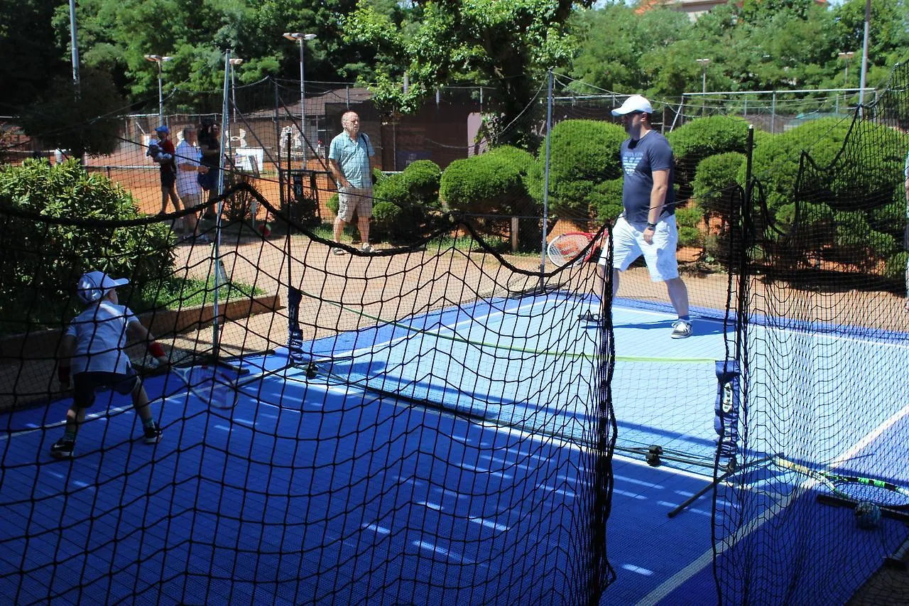 Sport Pension Cibulka Prague Homestay